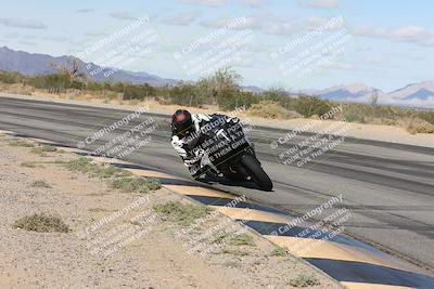 media/Nov-16-2025-Race Pace (Sun) [[8c5fa54630]]/Verified Riders/4-Turn 3 Inside (1050am)/